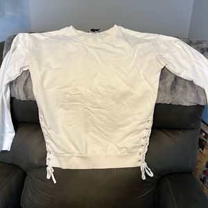 Forever 21 sweatshirt size small white